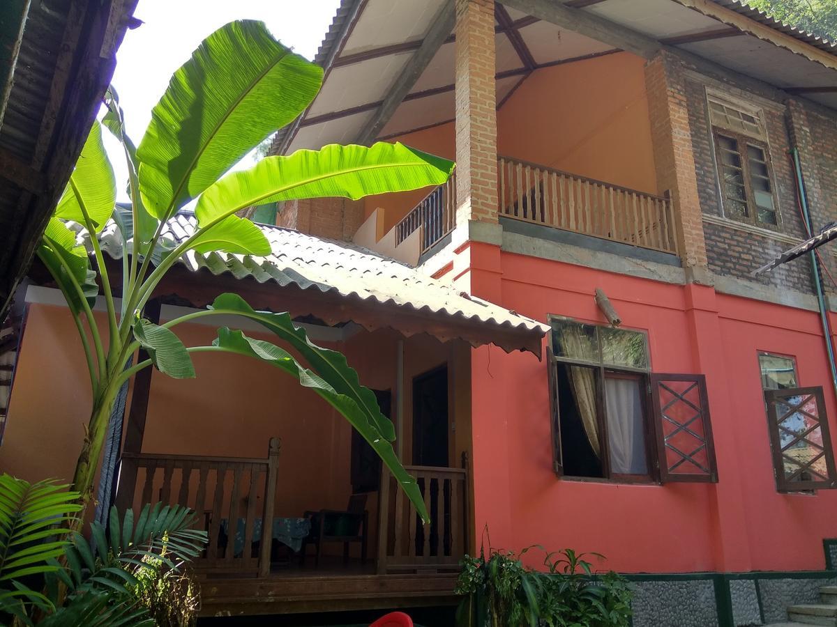 Prince Hotel Mrauk-oo Buitenkant foto