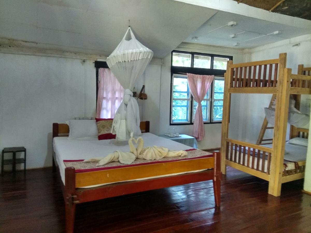 Prince Hotel Mrauk-oo Buitenkant foto