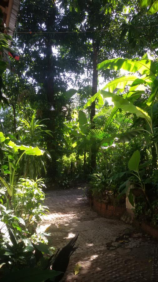 Prince Hotel Mrauk-oo Buitenkant foto