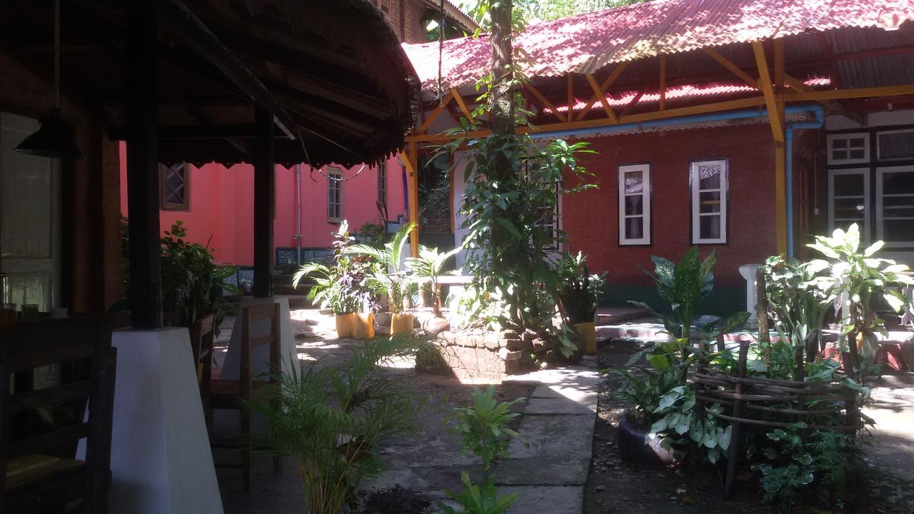 Prince Hotel Mrauk-oo Buitenkant foto