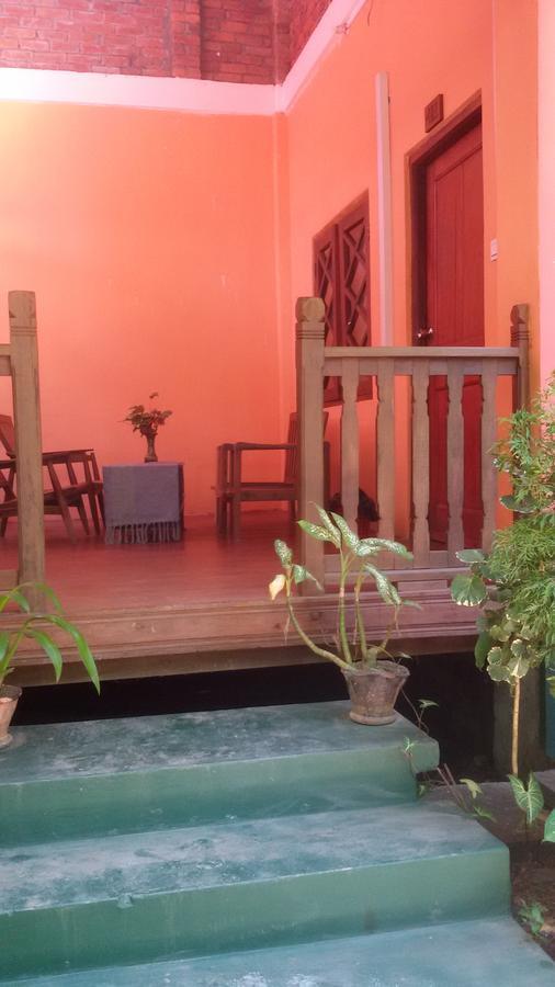 Prince Hotel Mrauk-oo Buitenkant foto